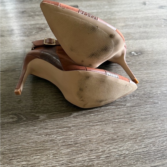 Shoe Dazzle Brown Textured Heeled Boots - Picture 7 of 10